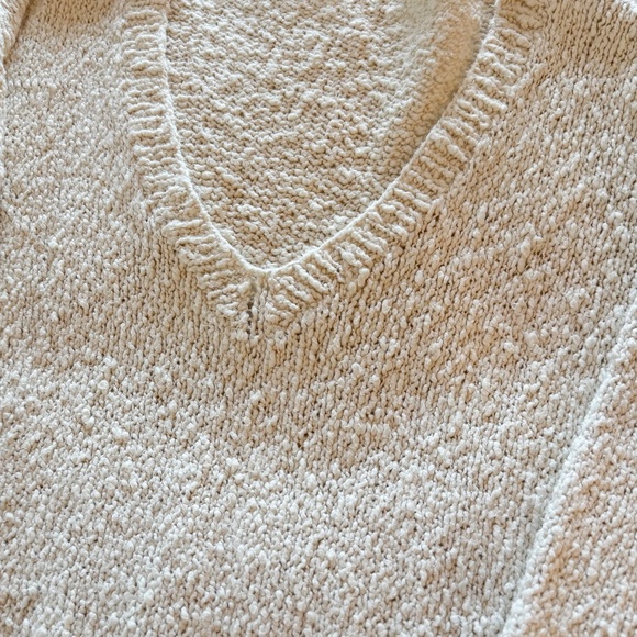 V-Neck Boucle Sweater FP Style Ivory, Soft, Natural, Relaxed,Womens L - Picture 3 of 6